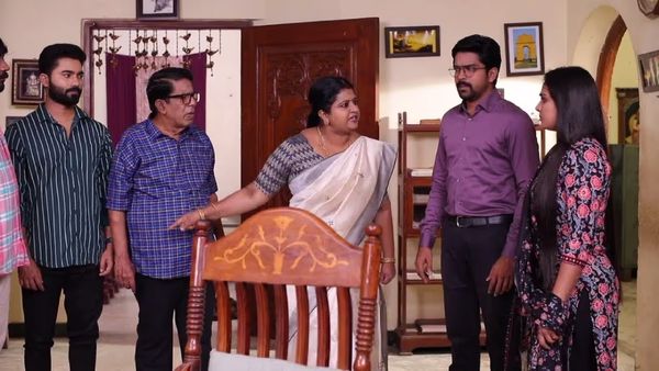 சிறகடிக்க ஆசை: மீனாதான் பெஸ்ட், ரோகிணியை லெப்ட் ரைட் வாங்கிய விஜயா! அதிரடி சம்பவம் வந்தாச்சுங்க! 