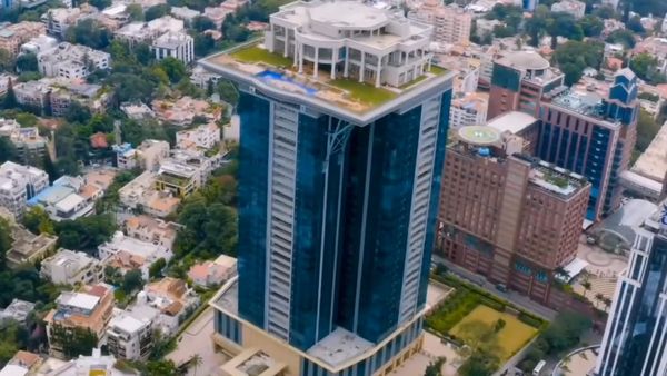 பெங்களூரை விட்டு வெளியேறினால் ஐடி ஊழியர்களுக்கு 50000 பணம் தரும் கர்நாடகா அரசு.. முழு விவரம்