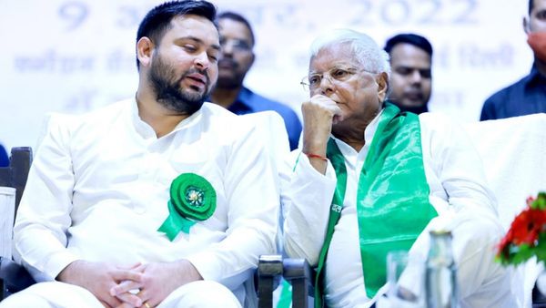 தேஜஸ்வி கட்சி படுதோல்வி.. ஆனாலும் ஜேடியு, பாஜகவை விட ஆர்ஜேடி பெற்ற வாக்குகள் அதிகம்! அது எப்படி?