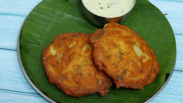 எப்ப பாரு இட்லி, தோசையா?இந்த மொறுமொறுப்பான டிஃபன் ரெசிபியை செய்யுங்களேன்!