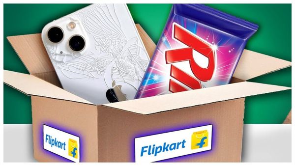 பிளிப்கார்ட் நிறுவனத்துக்கே விபூதி..கிளீனிங் பவுடர் ஆர்டர் செய்து ஐபோன் லேப்டாப் சுருட்டிய ஊழியர்கள்