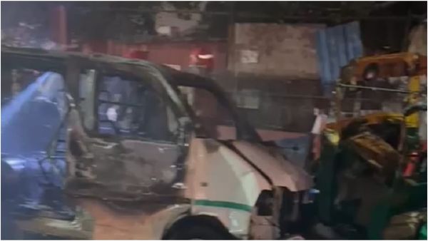 காலையில் கிலோ கணக்கில் வெடிபொருள் பறிமுதல்! மாலை குண்டுவெடிப்பு! நாச வேலை காரணமா?