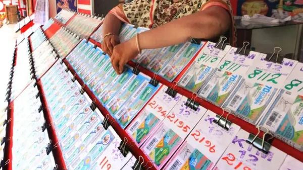 கேரள சம்ருதி லாட்டரி ரூ.1 கோடி.. திருச்சூர் பக்கமே வீசிய அதிர்ஷ்ட காற்று! கோட்டயத்துக்கும் யோகம்