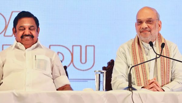 இருக்க இடம் கொடுத்தா.. அதிமுகவிடம் 80 சீட் கேட்ட பாஜக! தொகுதி லிஸ்டைப் பார்த்ததும் ஷாக்கான எடப்பாடி!