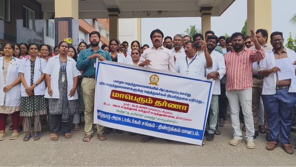 அல்லல்படும் டாக்டர்கள்..அரசு தரும் நெருக்கடி! ’நலன் காக்கும் ஸ்டாலின்’-ஐ புறக்கணிப்போம் என வார்னிங்!