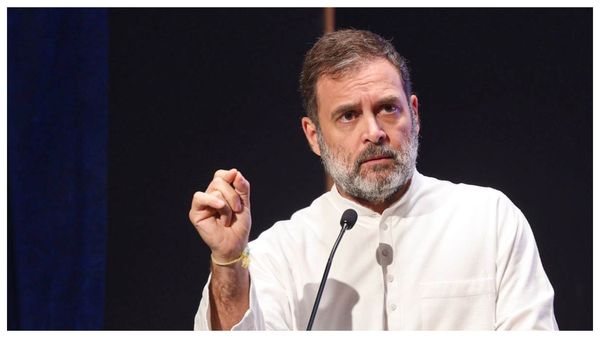 ‘ஏன் இந்த விஷம அரசியல்’ - ராகுல் காந்தியை விமர்சித்து கடிதம் எழுதிய 272 விவிஐபிகள்