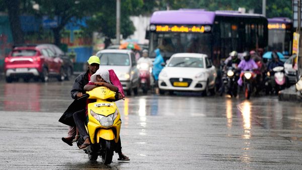 இனி இரவு முழுக்க மழை நிற்காது.. சென்னை உட்பட பல மாவட்டங்களில் ஆரம்பித்த சம்பவம்.. வந்த புதிய அலர்ட்