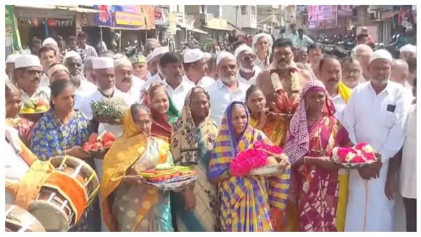 நாமக்கல் சிலிர்த்துடுச்சே.. மாரியம்மன் கோயிலுக்கு இஸ்லாமியர்கள் தந்த அன்பளிப்பு! இது தான் இந்தியா