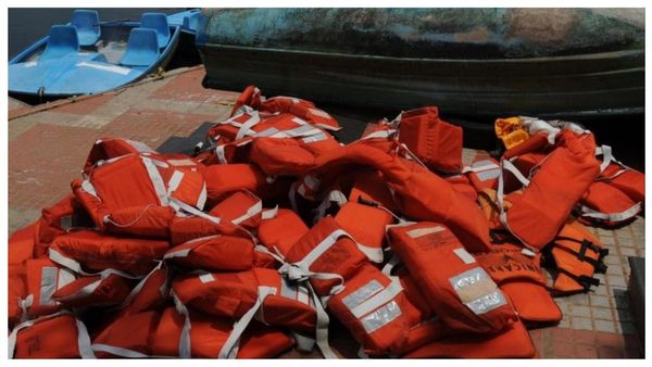 75 சதவீதம் மானியத்தில் மீனவர்களுக்கு லைஃப் ஜாக்கெட்.. 3000 பேருக்கு விரைவில் வழங்கும் தமிழக அரசு