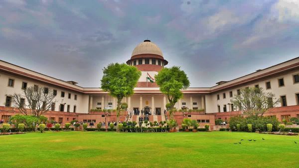 கர்நாடகாவிற்கு சாதகம்? மேகதாது வழக்கை மாற்றிய கேள்வி.. தமிழக அரசுக்கு உச்ச நீதிமனறம் என்ன சொன்னது