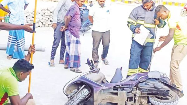 மஞ்சளான கலரில் ஸ்கூட்டருக்குள் அது என்ன? சேலம் ஓட்டலில் எல்லாரும் பார்த்தது என்ன? ஆடிப்போன எடப்பாடி