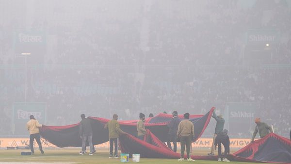 பறக்கும் எறும்புகள்! மைதானத்திற்குள் வந்த கார்! லக்னோ மாதிரி விநோத காரணங்களால் ரத்தான போட்டிகள்