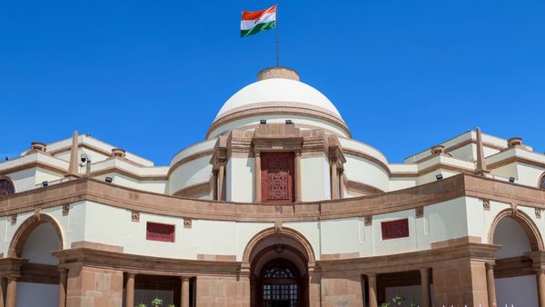 ரூ.120 கோடி பிரம்மாண்டம்.. டெல்லியில் உலகின் மிக பெரிய பணக்காரரின் மாளிகையில் தங்கும் அதிபர் புதின்!