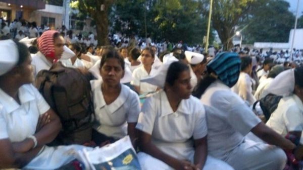 விட்டுக்கொடுக்காத செவிலியர்கள்.. தீவிரமடையும் போராட்டம்! அமைச்சர் இன்று பேச்சுவார்த்தை