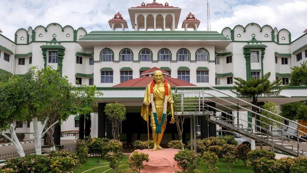 “நீதிமன்றத்தை பரப்புரை மேடையாக்க வேண்டாம்”.. கோயில் தொடர்பான வழக்கில் ஐகோர்ட் கிளை கருத்து!