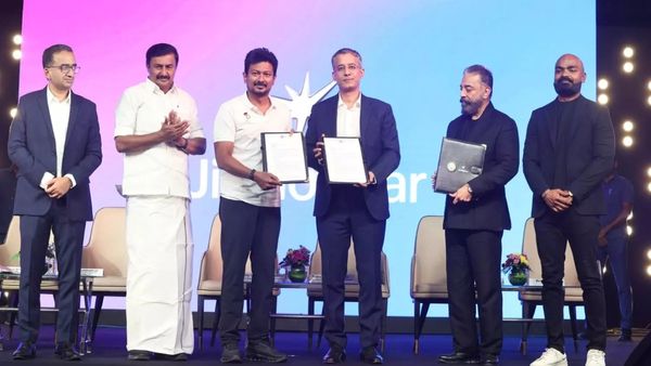 OTT.. 4000 கோடி முதலீடு செய்யும் ஜியோ ஹாட்ஸ்டார்.. தமிழக அரசுடன் புரிந்துணர்வு ஒப்பந்தம்