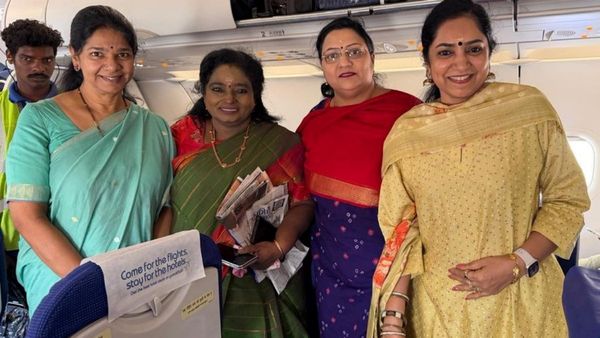 வெல்லும் தமிழ்ப் பெண்கள்! தமிழிசையுடன் கனிமொழி! அரசியல் கடந்த நாகரீகம்! சபாஷ் Kanimozhi!