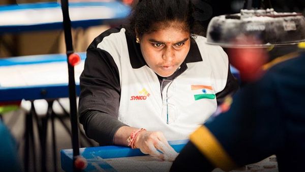 கேரம் உலக கோப்பையில் சாம்பியன் பட்டம்.. 3 தங்கம் வென்று அசத்திய சென்னை காசிமேடு கீர்த்தனா