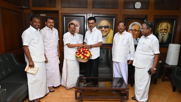 ஐஎன்டியுசி -அதிமுக -அமமுக -பாஜக.. இப்போ திமுக! அதிமுக மாஜி எம்.எல்.ஏ சின்னசாமியின் பாலிடிக்ஸ் மேப்!