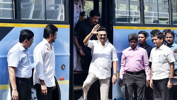 தட்டித் தூக்கும் தமிழக அரசு.. ஆண்களுக்கும் இனி இலவச பயணம்! விடியல் பயணம் 2.0.. ஸ்டாலின் மாஸ் ப்ளான்!