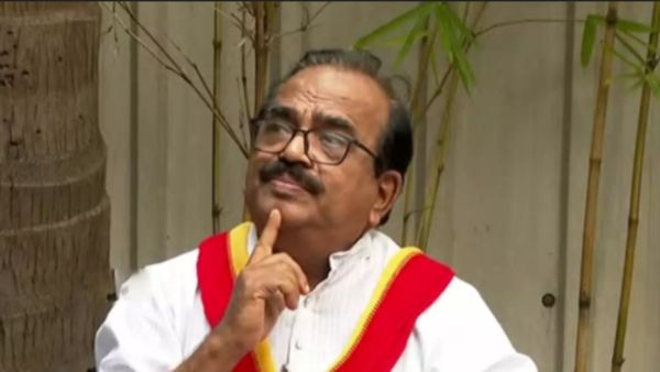 இந்தா ஆரம்பிச்சிட்டாங்கல்ல! தவெக மேடையில் கடுப்பான நாஞ்சில் சம்பத்.. நிர்வாகிகளை கடிந்து.. பரபரப்பு