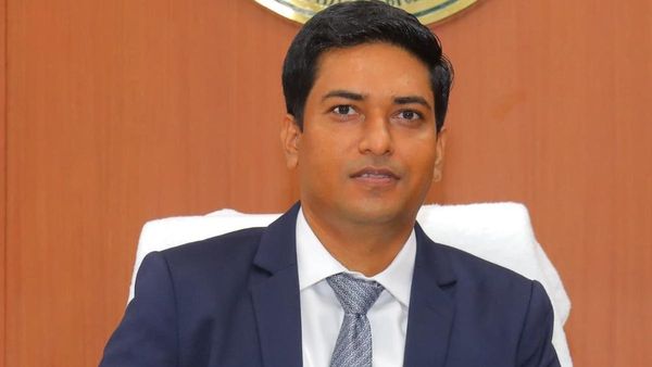 திருப்பூர் மாவட்ட அரசு மருத்துவமனைகளில் பல்வேறு காலியிடங்கள்.. விண்ணப்பிக்க 15-ந்தேதி கடைசிநாள்