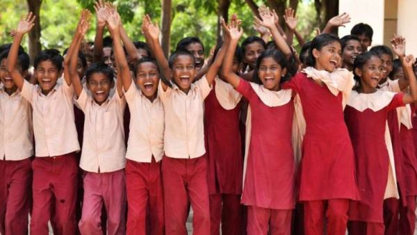 நாளை 3 மாவட்டங்களில் உள்ளூர் விடுமுறை.. பள்ளி, கல்லூரி மாணவர்கள் குஷி!