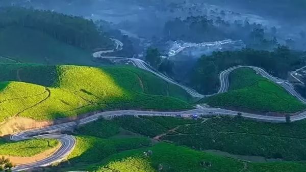 ரியல் சொர்க்கவாசலான போடிமெட்டு.. கடவுள் தேசத்தின் கனவு பாதையில் கனவில் கூட நினைக்காத ட்விஸ்ட்