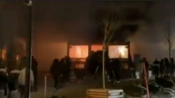 உலகின் அமைதியான நாட்டில் மோசமான வெடி விபத்து! 20 பேர் பலி, பலர் படுகாயம்! புத்தாண்டு நாளில் பயங்கரம்