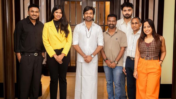 தனுஷின் D55 படத்தின் அப்டேட்டை அதிகாரப்பூர்வமாக வெளியிட்ட பட குழு.. ஆரம்பமே சும்மா அதிருதே