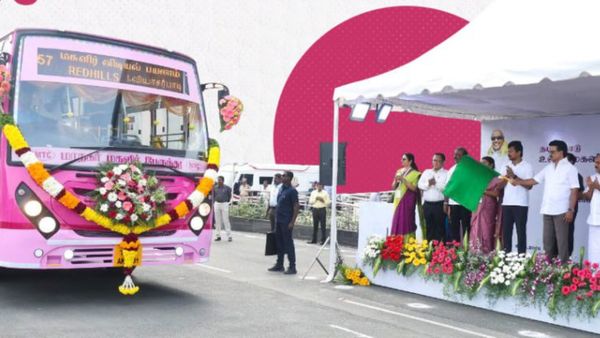 பெண்களுக்காக பிரத்யேக பிங்க் பேருந்து சேவை தொடக்கம்.. சென்னையில் எந்தெந்த வழிதடங்களில்?