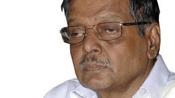 பண்ருட்டியாரை வைத்து விஜய் மாஸ்டர் கணக்கு! சீனியர்களின் கூடாரமாகும் தவெக! திணறும் திராவிட கட்சிகள்?