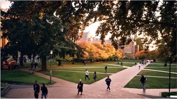 தீவிரவாத இயக்கத்தில் சேரும் அமீரக மாணவர்கள்? கல்வி உதவித்தொகையை நிறுத்த UAE திட்டம்!