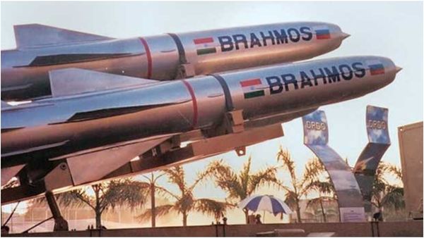 இந்தியா அசத்துதே! ரஷ்யாவுக்கு அடுத்து.. பிரமாண்ட ஆயுதத்தை சொந்தமாக்கும் ராணுவம்! உஷாரான பாக்.,