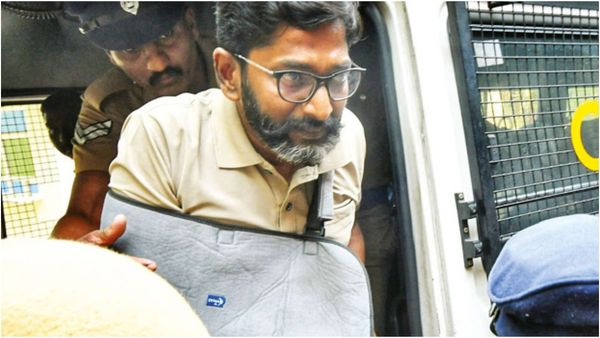 மருத்துவ காரணத்துக்காக ஜாமீன் வாங்கி.. என்ன செய்தீங்க? சவுக்கு சங்கரை லெப்ட் ரைட் வாங்கிய நீதிமன்றம்