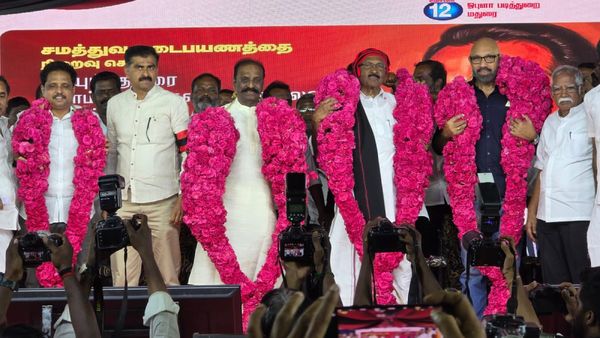 82 வயதிலும் தளராத நடை.. 11 நாட்கள் 150 கி.மீ.க்கு மேல் நடந்த வைகோ! மதுரையில் நிறைவடைந்த நடைபயணம்!