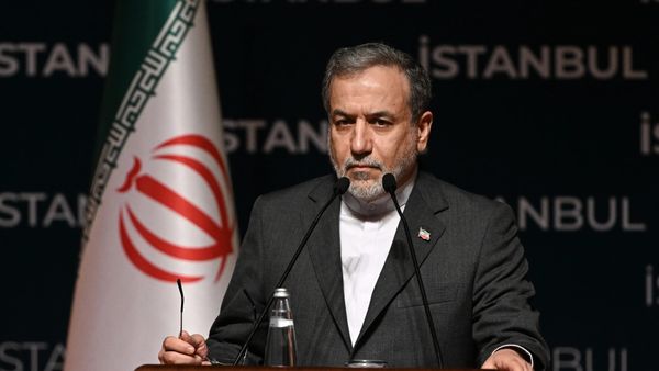 வம்பு சண்டைக்கு போக மாட்டோம்.. வந்த சண்டையை விட மாட்டோம்! அமெரிக்காவுக்கு ஈரான் பதிலடி!