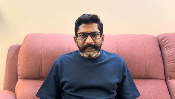 எப்போ வேண்டுமானாலும் என்னை தூக்கிருவாங்க! மிட்நைட்டில் வீடியோ வெளியிட்ட சவுக்கு சங்கர்! என்னாச்சு?