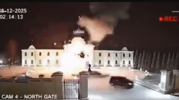 அலறவிட்ட அமெரிக்க சிஐஏ ரிப்போர்ட்! புதினை சுற்றி வளைத்த டிரோன்கள்? உண்மையில் நடந்தது என்ன?