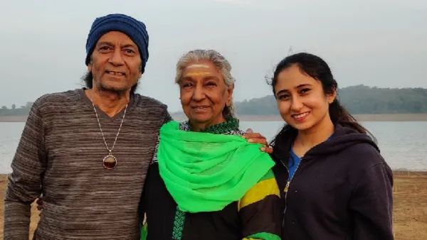 Janaki : மகன் இறப்பால் தவிக்கும் பாடகி ஜானகி.. அவர் பேத்தி வெளியிட்ட உருக்கமான அறிக்கை!