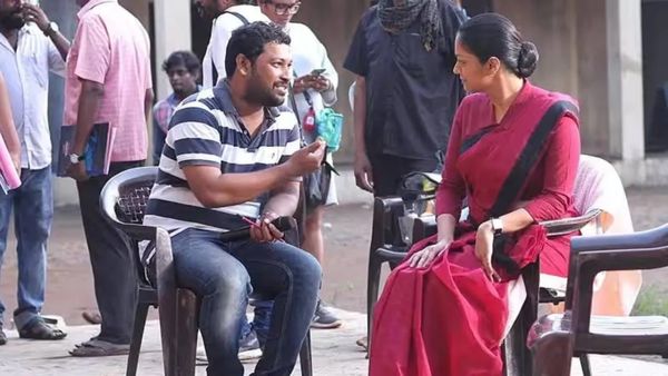 ராட்சசி படத்தை விடவா.. கோமாளி சிறந்தது? தமிழக அரசு விருது இல்லாத விரக்தியில் இயக்குநர் ஆதங்கம்