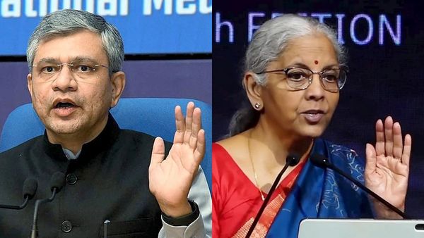 திமுகவிற்கு அடுத்தடுத்து பதிலடி கொடுக்கும் மத்திய அமைச்சர்கள்.. ஒரே நாளில் இரண்டு சம்பவங்கள்