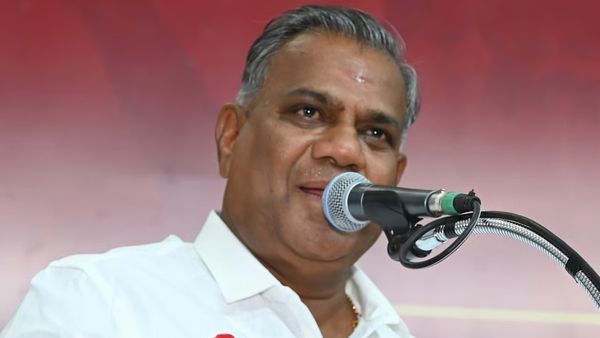 “உங்க மேல யாராவது கை வச்சா அடுத்த 15 நிமிசத்துல 2000 பேர் வருவாங்க” - புஸ்ஸி ஆனந்த் பரபரப்பு பேச்சு