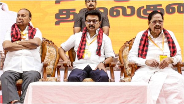 TN Election Exclusive: திமுக கூட்டணியில் ஐக்கியமாகும் 10 அமைப்புகள்! சூடுபிடிக்கும் தேர்தல் களம்!