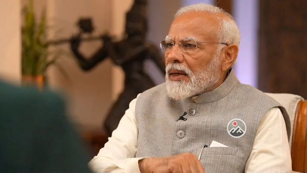 மகளிருக்கு இலவச பஸ் பயணம் ரத்தாகுமா? மெட்ரோ ரயில் குறித்து பிரதமர் மோடி பேசியது என்ன?