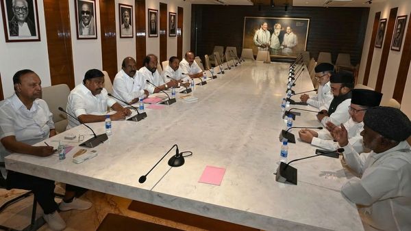 Election Exclusive:இவ்வளவுதான் முடியும்..இல்லைனா உங்க இஷ்டம்! கூட்டணி கட்சிகளிடம் கறார் காட்டும் திமுக!பரபர அறிவாலயம்