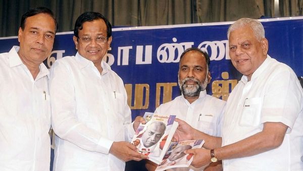 வரலாறு திரும்புகிறது.. மீண்டும் உடையும் காங்.,? TMC 2.0? மூப்பனாரும்.. ப.சிதம்பரமும் செய்த சம்பவம்!