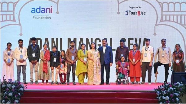 சமூக நலத்திட்டத்தை முன்னிறுத்தி.. திருமண நாளை கொண்டாடிய அதானியின் மகன்!