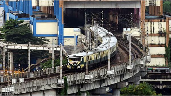 சென்னை மக்களுக்கு ஹேப்பி நியூஸ்.. வேளச்சேரி-பரங்கிமலை மின்சார ரயில் சேவை.. தேதி அறிவிப்பு!