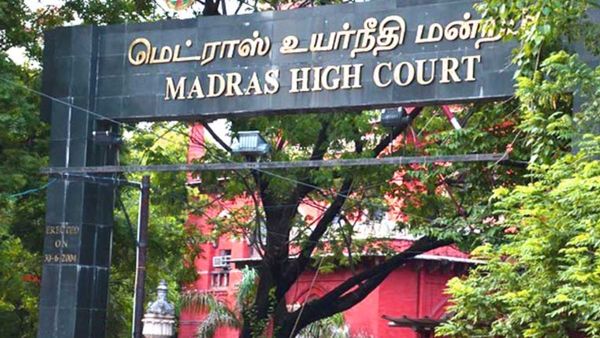 மின் வாரியத்துக்கும் SC, ST ஆணையத்துக்கும் என்ன சம்பந்தம்? வழக்கில் சென்னை உயர் நீதிமன்றம் கேள்வி!